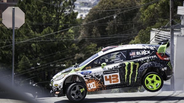 Video: Όλες οι ιστορικές Gymkhana του Ken Block μαζί