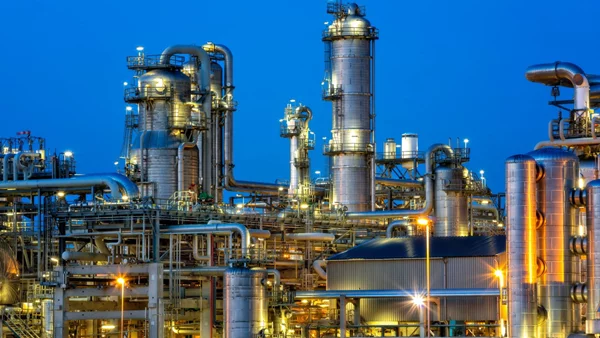 ΣΕΕΠΕ: Η αλήθεια για την κερδοφορία των εταιρειών πετρελαιοειδών