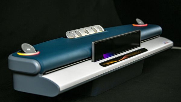 Οι νέες οθόνες της Hyundai συνδυάζονται με ηχεία και αλλάζουν το περιβάλλον στο αυτοκίνητο