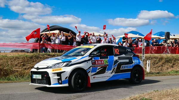 Το Toyota Yaris H2 με υδρογόνο ήρθε στην Ευρώπη