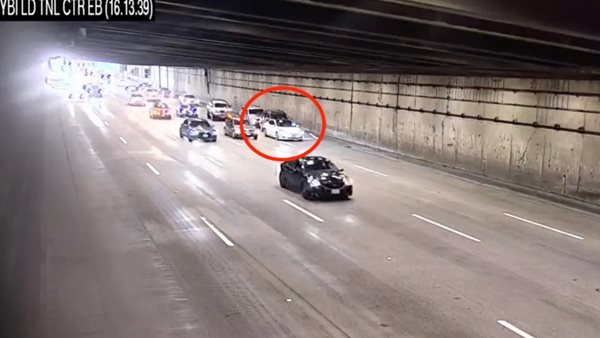 Video: Έτσι έγινε η καραμπόλα με το αυτόνομο Tesla