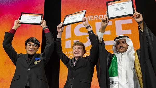 Μπορεί να σώσει ένας 17χρονος την ηλεκτροκίνηση;