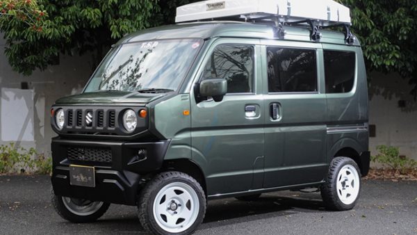 Το Suzuki Jimry είναι το πιο off road Kei Car που έχεις δει