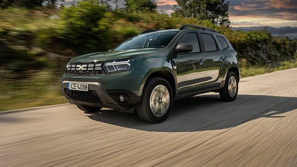 Δοκιμή του νέου Dacia Duster 1.3 TCe EDC: Πόσο καλύτερο είναι τώρα;