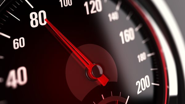 Τι παθαίνεις στην Ολλανδία αν υπερβείς το όριο ταχύτητας (video)