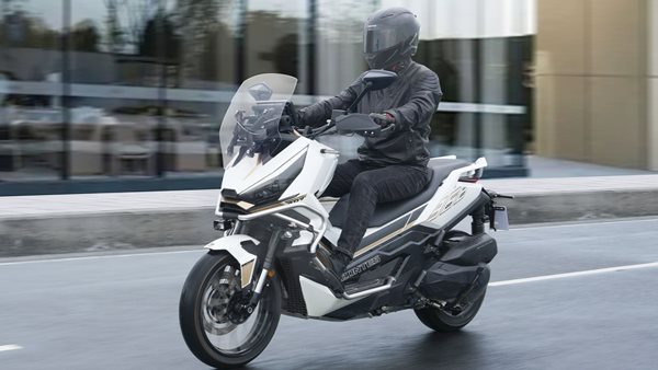 Έρχεται το νέο adventure scooter της ZONTES με στοιχεία από μοτοσυκλέτες