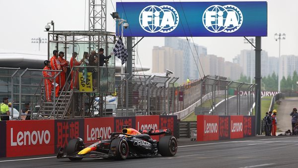 F1 GP Κίνας: Πρώτη νίκη Verstappen στην Σαγκάη