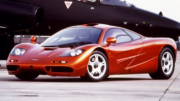 BMW και McLaren μαζί; Ένα καλό μνημόνιο