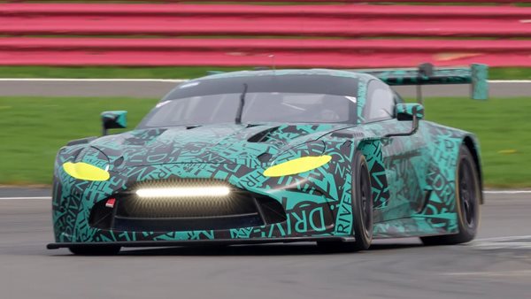 H αναβαθμισμένη Aston Martin Vantage GT3 είναι πολύ "άγρια"