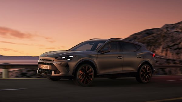 Αυτό είναι το νέο Cupra Formentor: έγινε πιο άγριο και φθάνει τους 333 ίππους