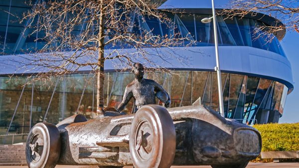 Στο Μουσείο της Mercedes σε περιμένει ο Juan Manuel Fangio