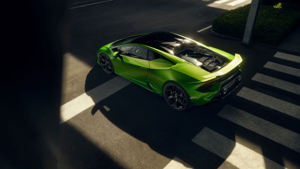 Lamborghini Huracan Tecnica: Δρόμο παίρνει, πίστα αφήνει