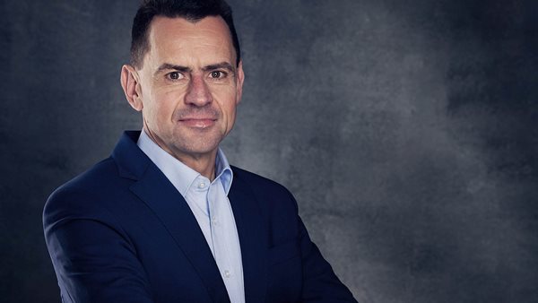 Ο Martin Sander επικεφαλής της Ford Europe επιστρέφει στον όμιλο VW