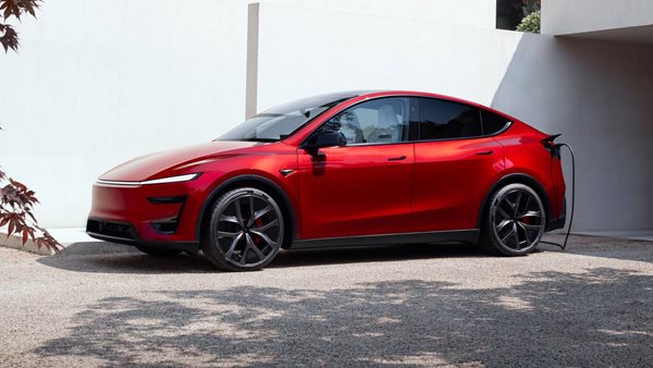 Αυτή είναι η κορυφαία έκδοση Performance του Tesla Model Y-πότε έρχεται Ελλάδα και πόσο κοστίζει