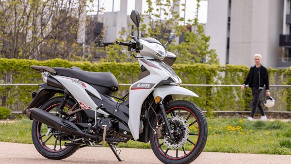 Παπί γνωστής εταιρείας κοστίζει μόνο 1.750 ευρώ