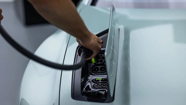 Ανοίγει η πλατφόρμα για επιδότηση αγοράς ηλεκτρικών οχημάτων - Οι δικαιούχοι και τα κίνητρα