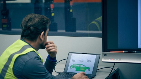 Μεγάλη αυτοκινητοβιομηχανία ετοιμάζει νέο γύρο απολύσεων στην Ευρώπη