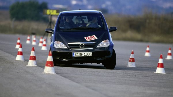 Πώς ένα τουμπάρισμα της A-Class άλλαξε την αυτοκίνηση