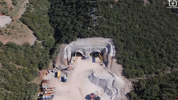 Εντυπωσιακές εικόνες με drone από το έργο που θα μεταμορφώσει την Στερεά Ελλάδα