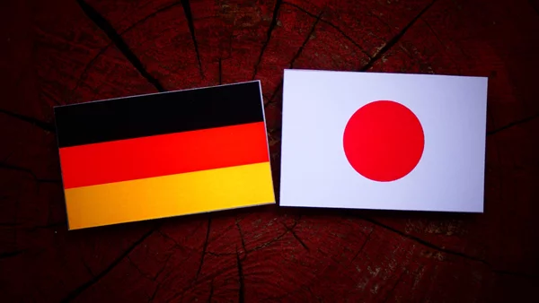 Γερμανία - Ιαπωνία: Ποιος κερδίζει στην ηλεκτροκίνηση;