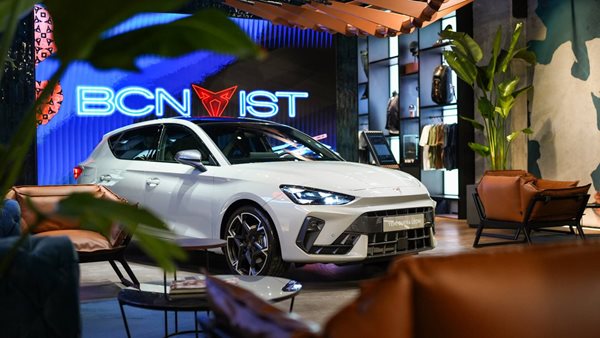 Τι είναι το CUPRA City Garage στην Κωνσταντινούπολη