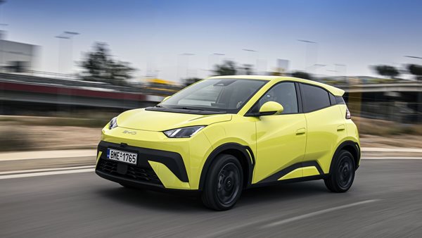 Οδηγούμε στην Ελλάδα με το νέο BYD Dolphin Surf