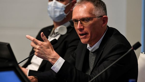 Tavares: Γιατί είναι παγίδα οι μεγάλοι φόροι στα κινεζικά ηλεκτρικά αυτοκίνητα