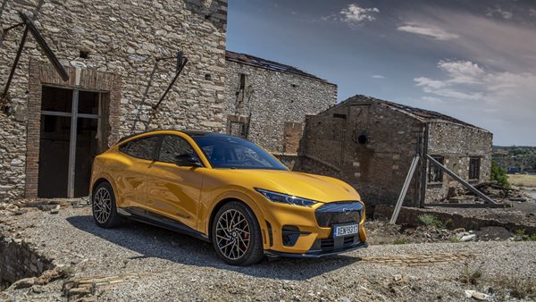 Mustang Mach E GT: Retrofuturism