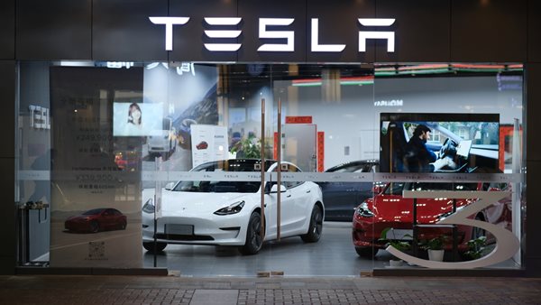Οι 5 συνιδρυτές της Tesla - μόνο δύο πλούτισαν