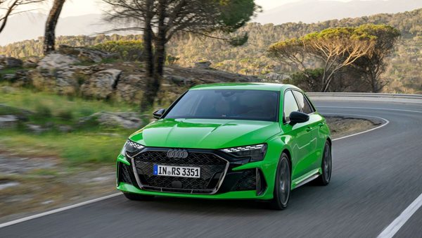 Αναβάθμιση Audi RS3 και ρεκόρ στο Nurburgring