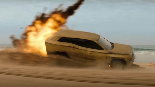 Ρεκόρ Guinness για τις περισσότερες τούμπες με αυτοκίνητο στη νέα ταινία του Ryan Gosling (video)