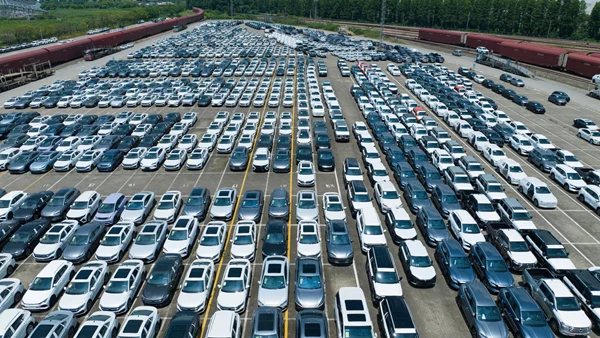 Έρευνα: Πότε οι τιμές στα ηλεκτρικά αυτοκίνητα θα φτάσουν στα επίπεδα των θερμικών