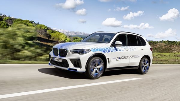 H BMW θα έχει αυτοκίνητο με υδρογόνο πριν το 2030