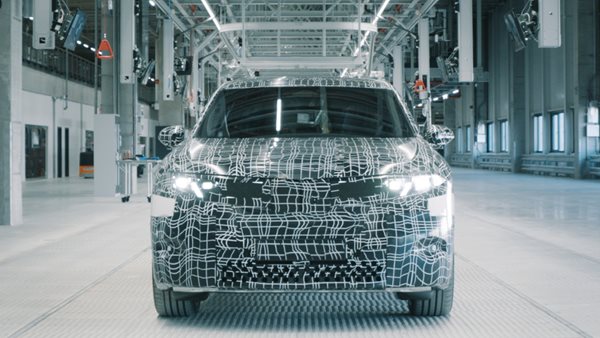 BMW: Δοκιμαστική παραγωγή οχημάτων στην πλατφόρμα Neue Klasse