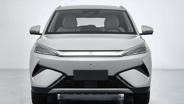 Αυτό είναι το ανανεωμένο BYD Atto 3 και αποκαλύφθηκε από τους Κινέζους