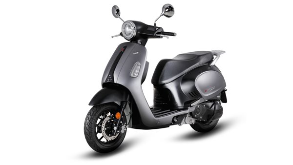 Ανανέωση για το retro-style σκούτερ Daytona Orama 125