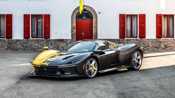 Αυτή είναι η ακριβότερη σύγχρονη Ferrari που πουλήθηκε σε δημοπρασία-Ποσό που ζαλίζει