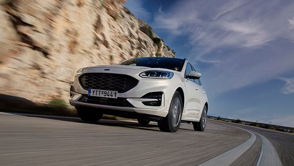 Ford Kuga Plug-in Hybrid 225 PS: Παρηγοριά στον petrolhead