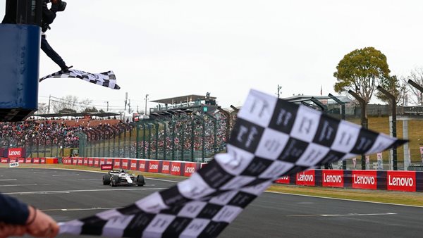 F1: Ποιος αντίπαλος οδηγός "υποκλίθηκε" στον Max Verstappen