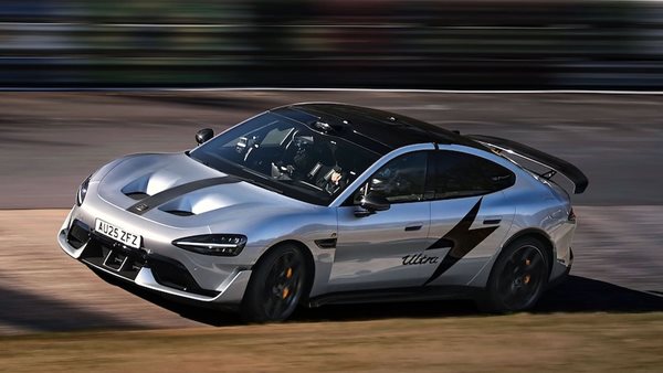 Nurburgring: To Xiaomi SU7 Ultra είναι το ταχύτερο ηλεκτρικό παραγωγής-κέρδισε την Porsche Taycan