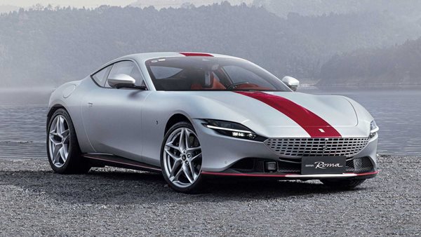 Εορταστική Ferrari Roma με σετ τσαγιού και κουτί για πούρα