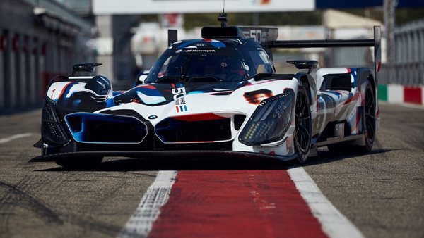 Πάτησε πίστα το BMW M Hybrid V8-έρχεται στο WEC το 2024