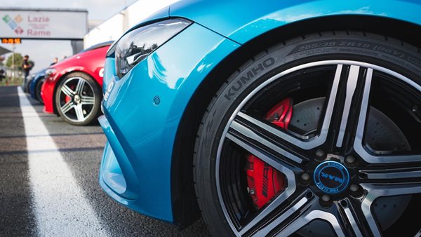 Kumho Escta Sport PS72: Νέο ελαστικό υπερυψηλής απόδοσης