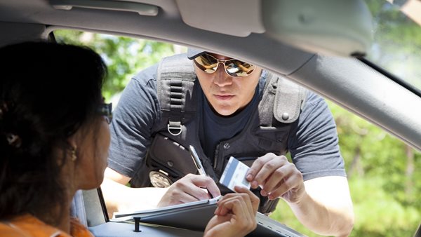 Περιοριστής ταχύτητας σε όσους υπερβαίνουν τα όρια-πού θα εφαρμοστεί