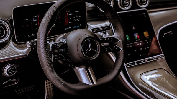 Πόσα εκατ. ευρώ δίνει η Mercedes για τα παιδιά και τις οικογένειες της Ουκρανίας