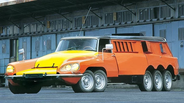 Το Citroen δοκιμών ελαστικών με τους 11 τροχούς