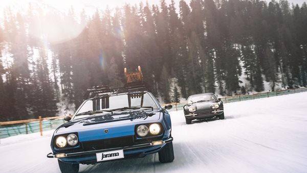 Δύο κλασικές Lamborghini στα χιόνια του St. Moritz