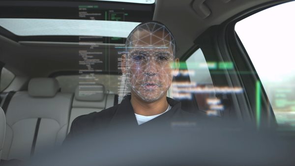 Πώς ένα Mazda CX-60 αναγνωρίζει το πρόσωπο του Σωτήρη Κοντιζά