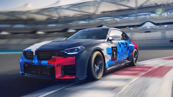 H BMW M2 Racing έρχεται για τους αγώνες με 313 ίππους από δίλιτρο μοτέρ