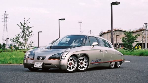 12 παράξενα αυτοκίνητα για να μισήσεις χωρίς ενοχές